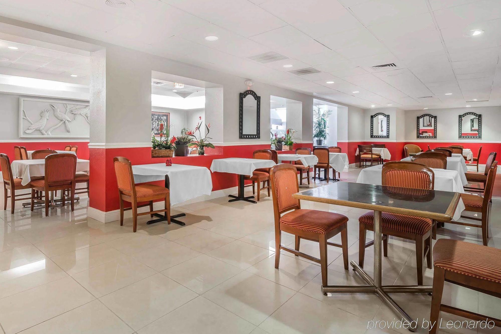 Clarion Hotel Orlando International Airport Extérieur photo
